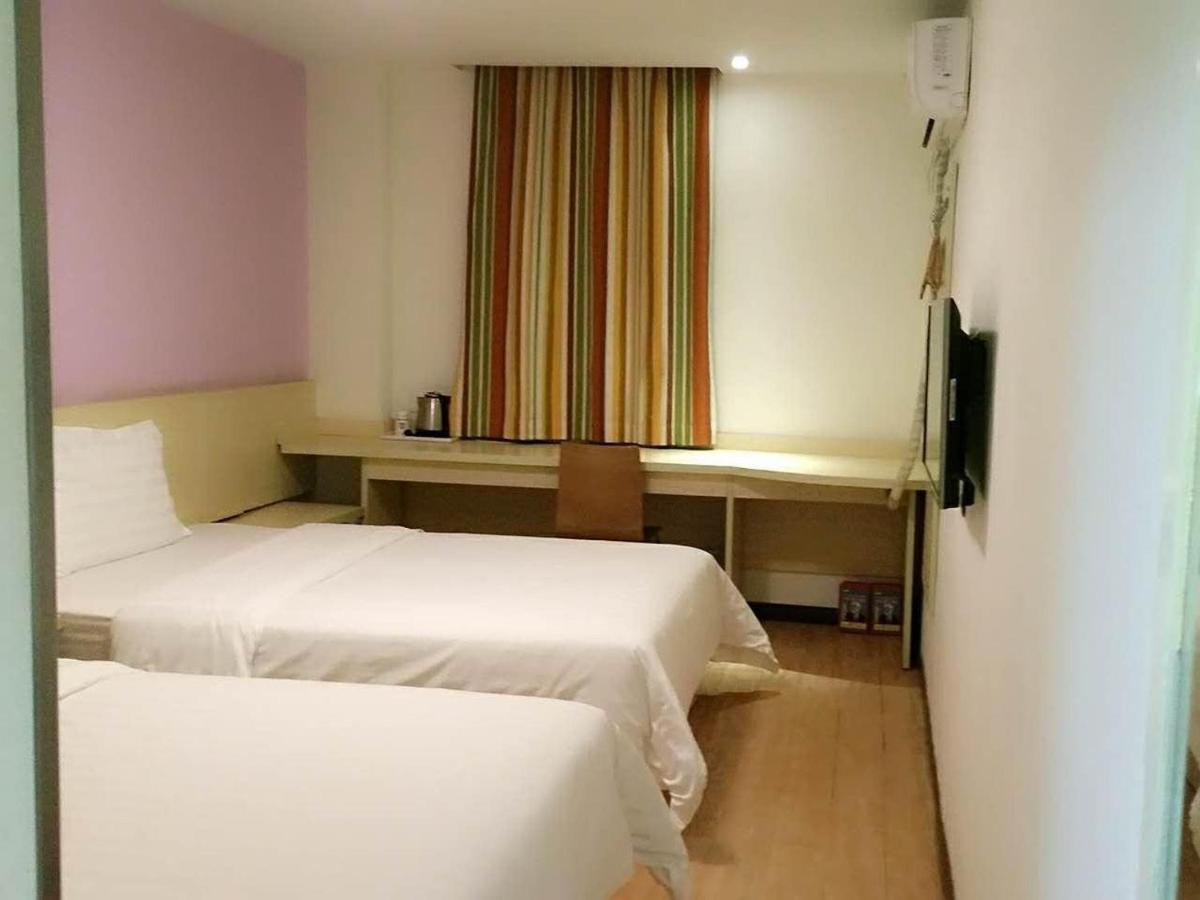 7Days Inn Wuhan Airport Panlong City Extérieur photo